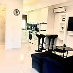 Villa Chrisella Crystal *