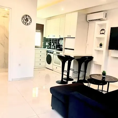 Willa Chrisella Crystal *