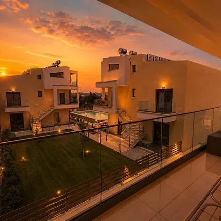 Villa Chrisella Crystal *