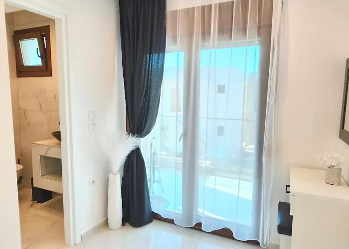 Chrisella Crystal Villa