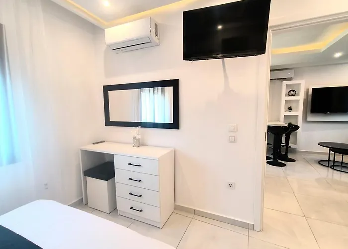 Chrisella Crystal Villa